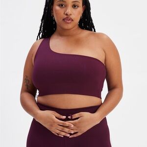 Girlfriend Collective Bianca One-Shoulder Sports Bra